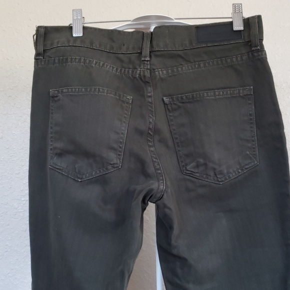 Ripped Jeans by Thread Workship. - Picture 5 of 8